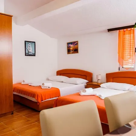 Herceg Apartman Baska Voda